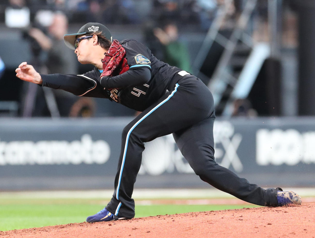 日本ハム対西武　日本ハム2番手の鈴木（撮影・佐藤翔太）