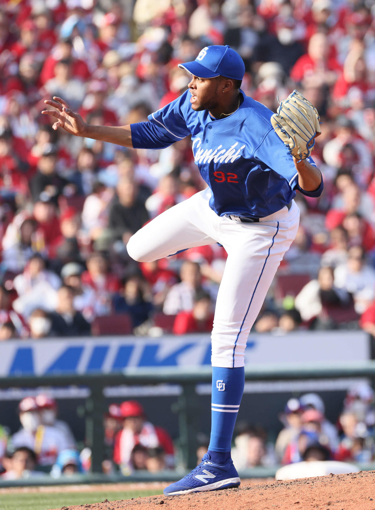 広島対中日　9回裏広島、最後を締めたマルティネス（撮影・加藤孝規）