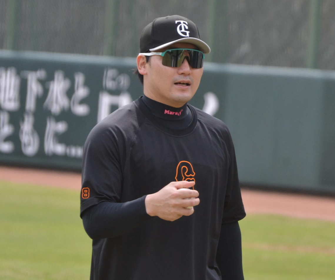 キャッチボールを終えた巨人丸