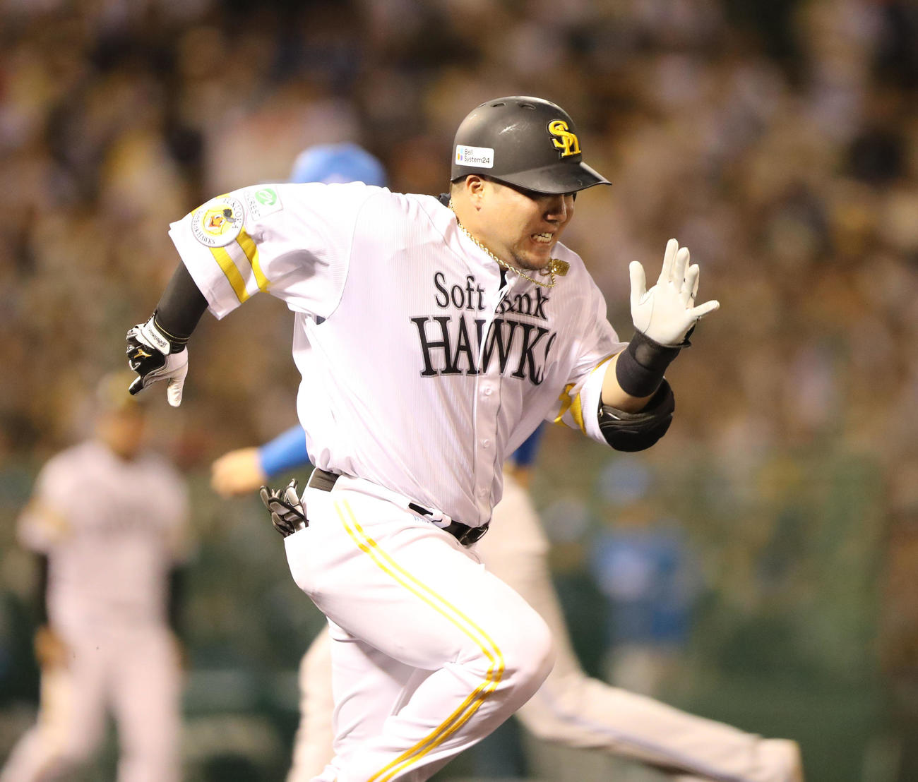 ソフトバンク対日本ハム　5回裏ソフトバンク無死満塁、山川は三併殺打に終わる（撮影・梅根麻紀）