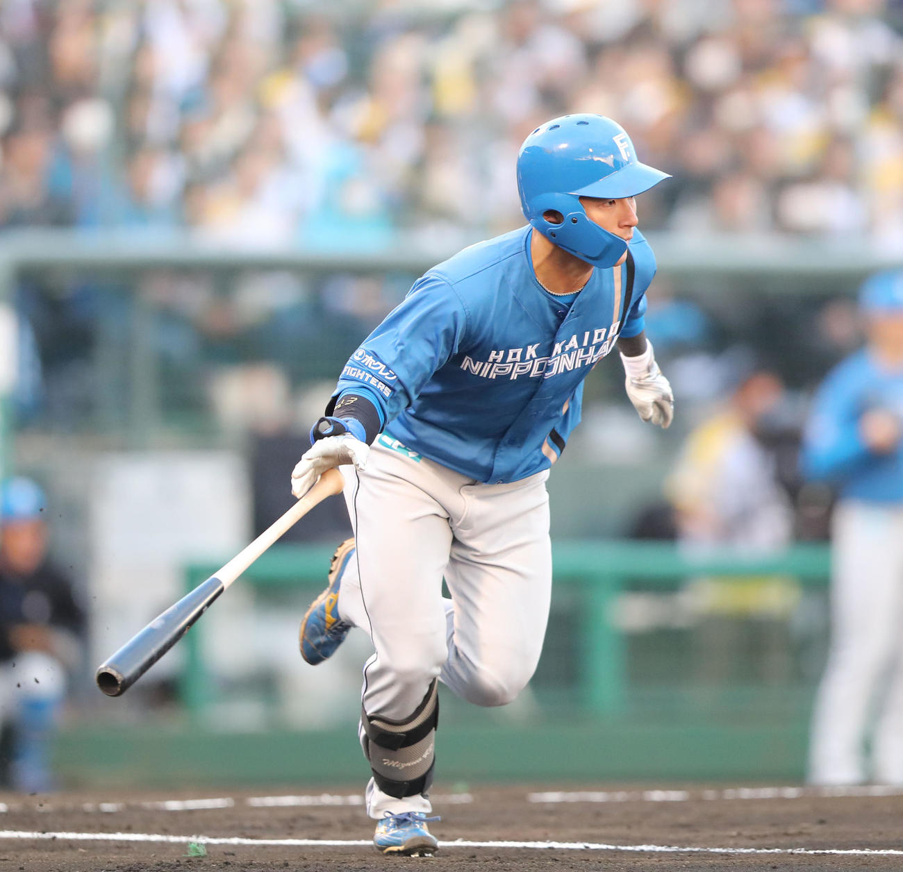ソフトバンク対日本ハム　1回表日本ハム1死満塁、水野は右前適時打は放つ（撮影・梅根麻紀）