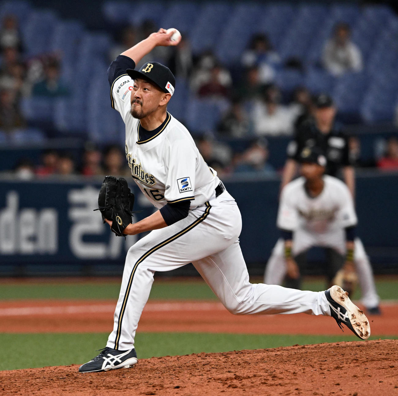 オリックス対楽天　最後を締めたオリックス平野佳（撮影・前岡正明）