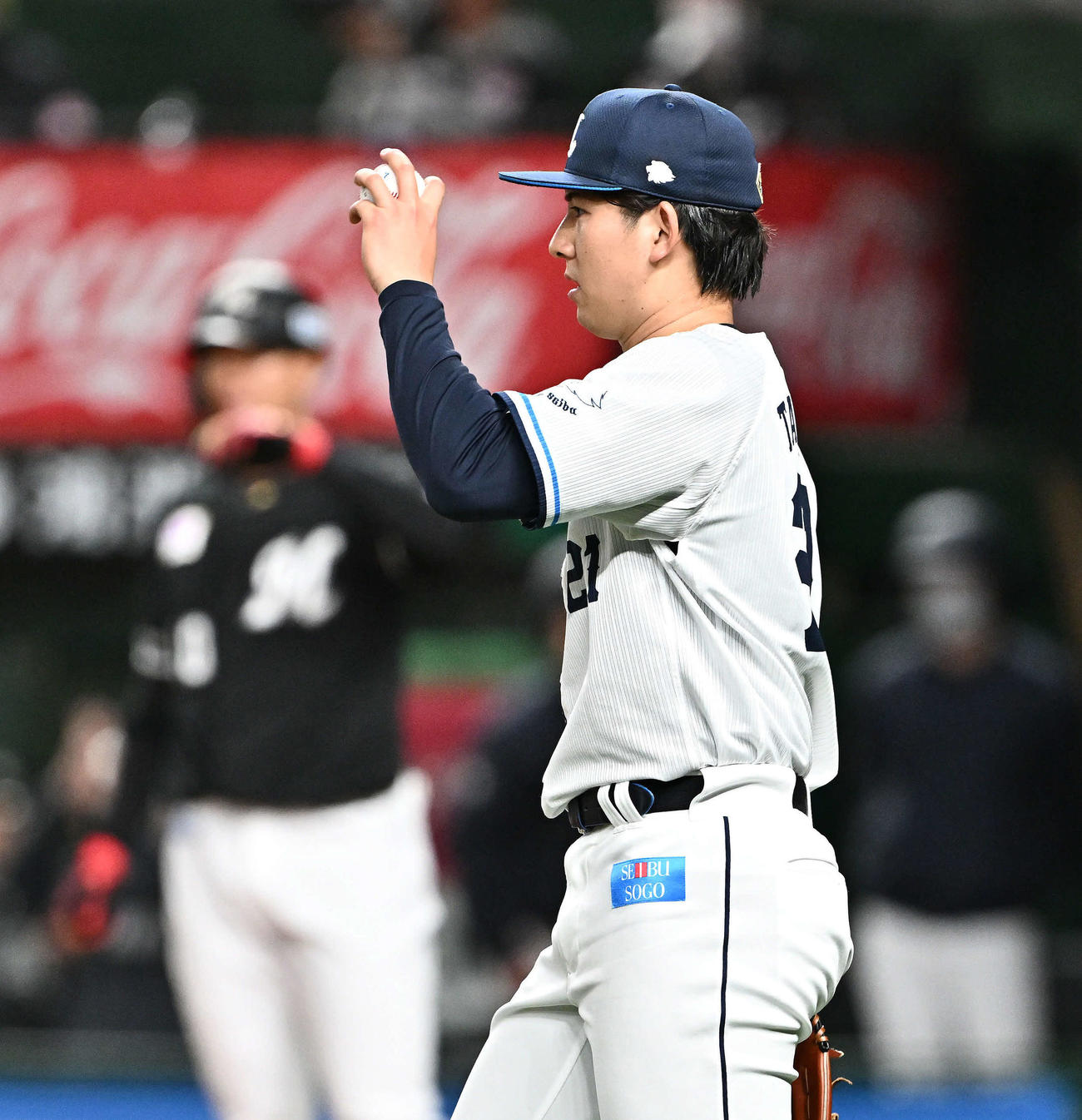 西武対ロッテ　3回表ロッテ2死一塁、山口に先制適時二塁打を許す武内（撮影・滝沢徹郎）