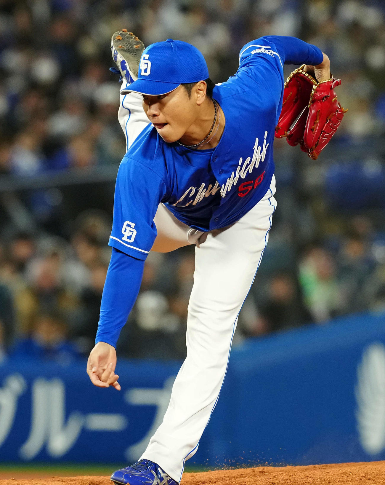 DeNA対中日　7回からマウンドに上がった中日清水（撮影・たえ見朱実）