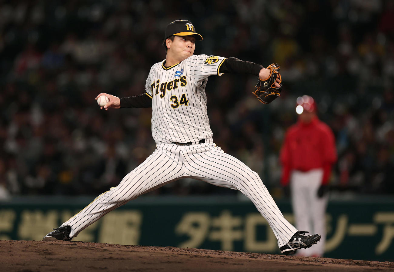 阪神対広島　3回から2番手で登板した漆原は、3イニングを無失点に抑える（撮影・前田充）