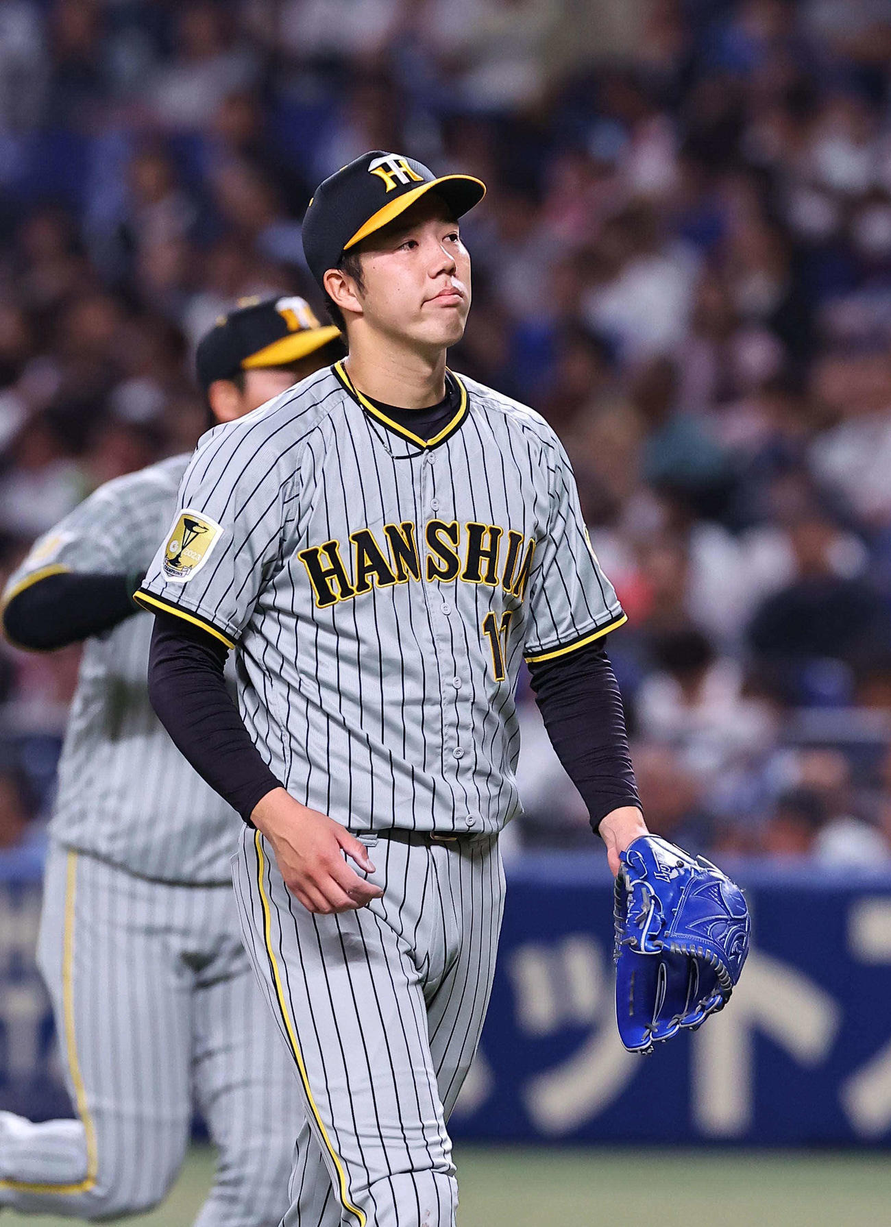 中日対阪神　7回2失点で降板する青柳（撮影・上田博志）