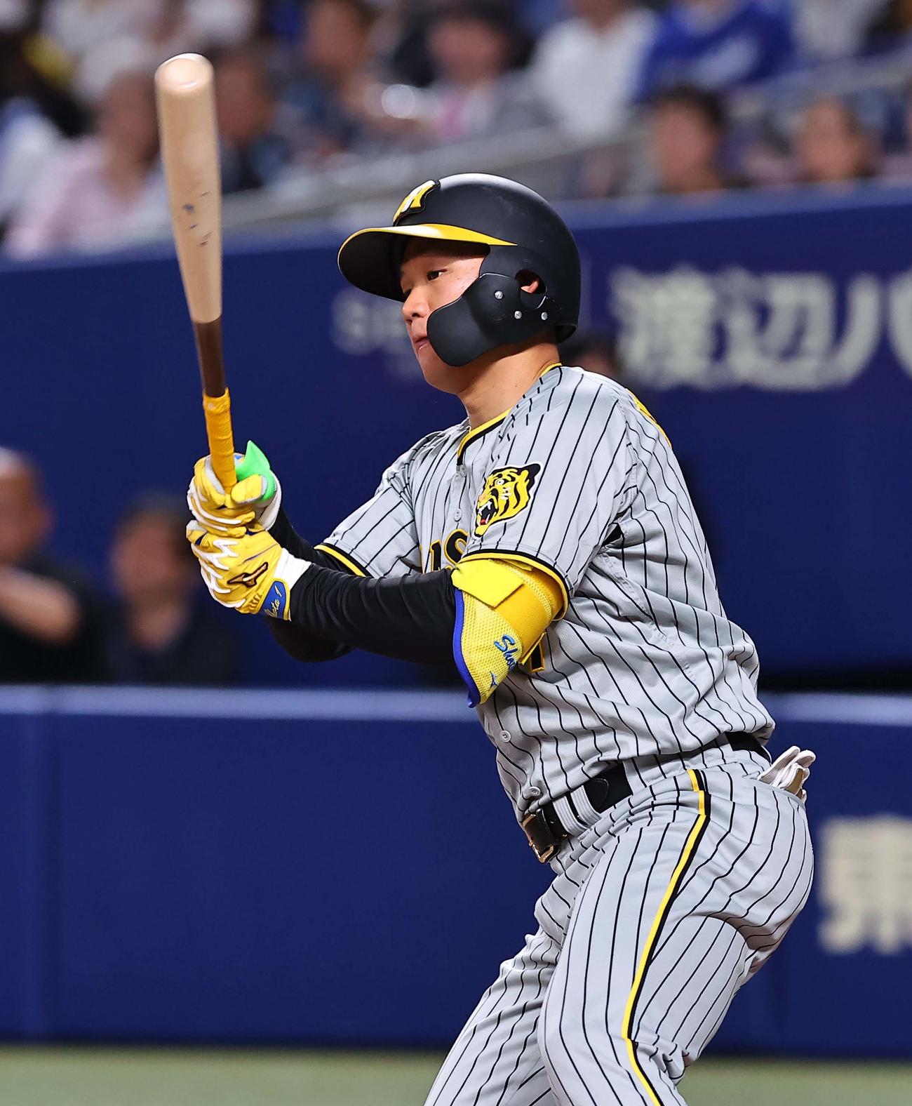 中日対阪神　4回表阪神1死、森下は三ゴロに倒れる（撮影・上田博志）