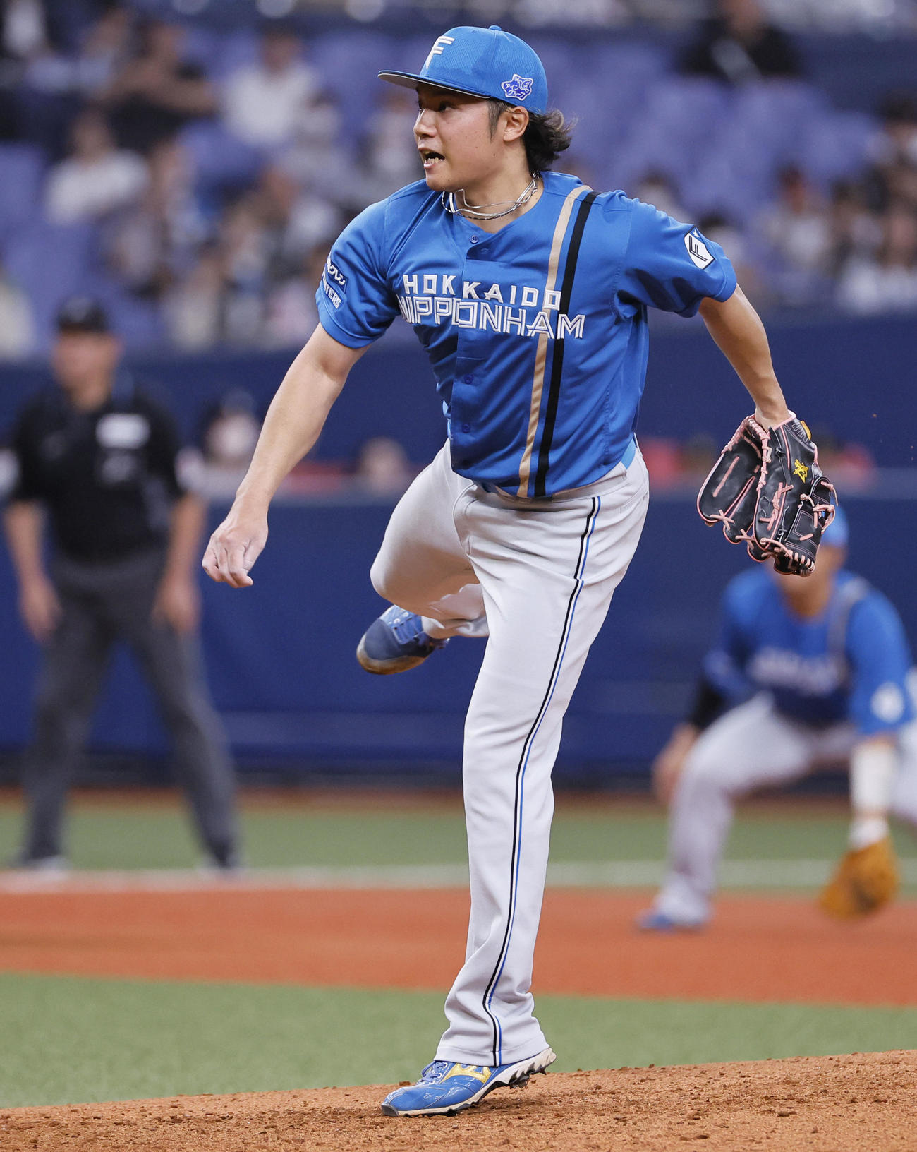 オリックス対日本ハム　4回裏オリックス1死一塁、中川は左前に安打を放つ（撮影・藤尾明華）