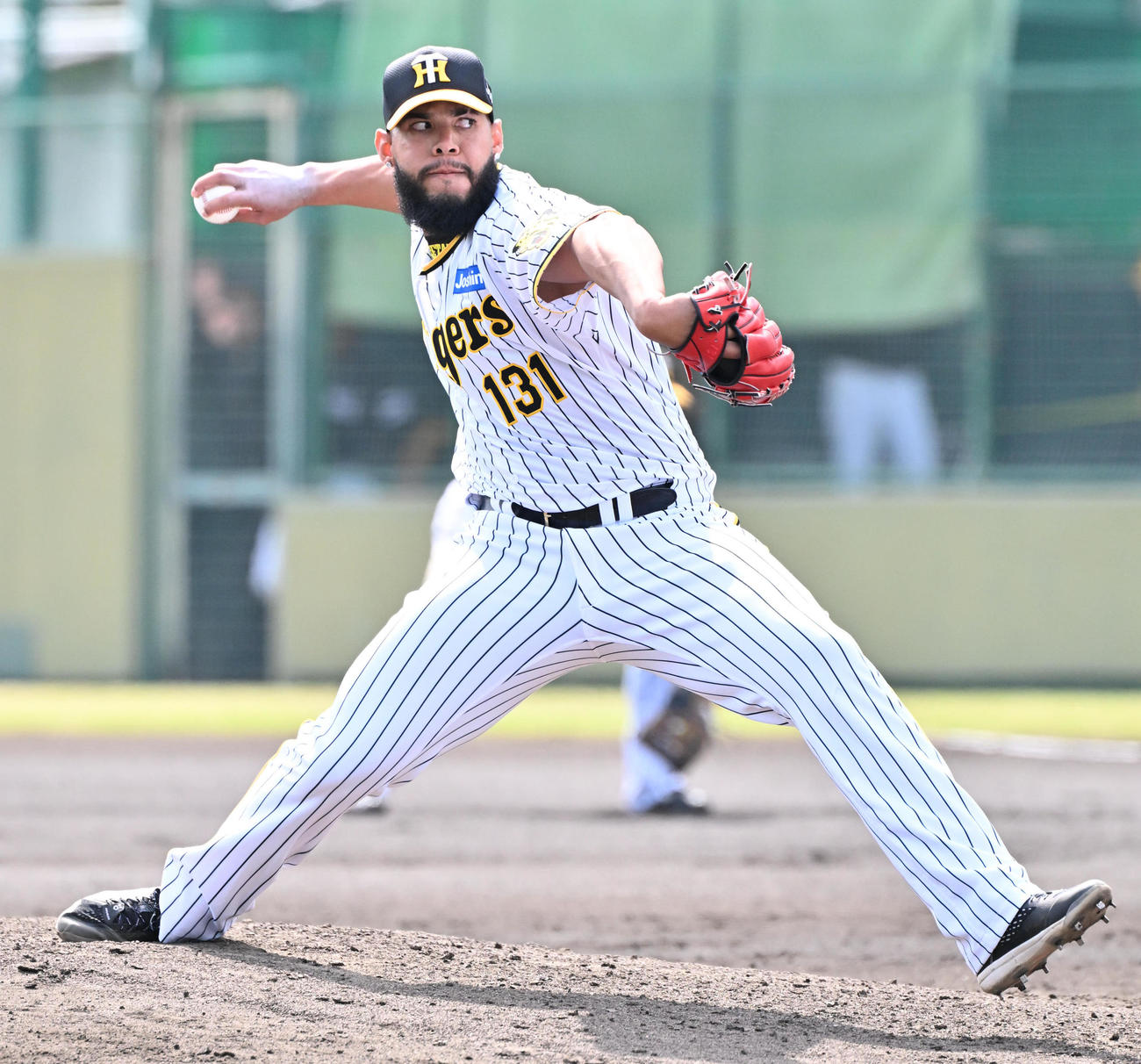 阪神対ソフトバンク　来日後、初登板するベタンセス（撮影・石井愛子）