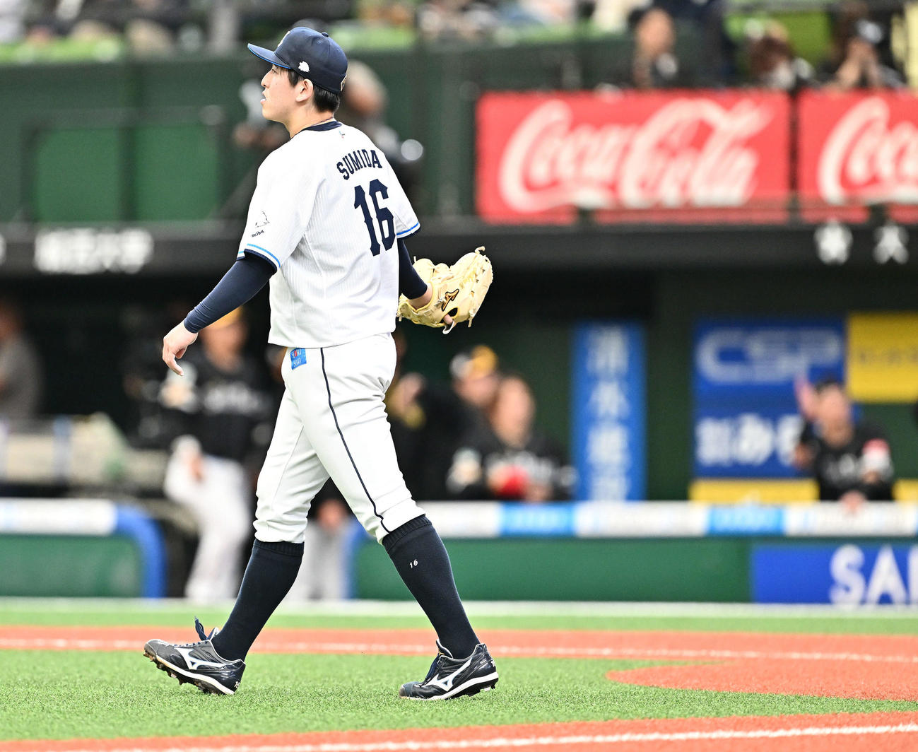 西武対ソフトバンク　5回表ソフトバンク1死満塁、近藤に2点適時打を許した隅田（撮影・滝沢徹郎）