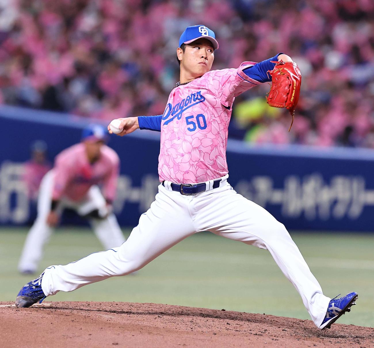 中日対阪神　中日2番手の清水（撮影・上田博志）