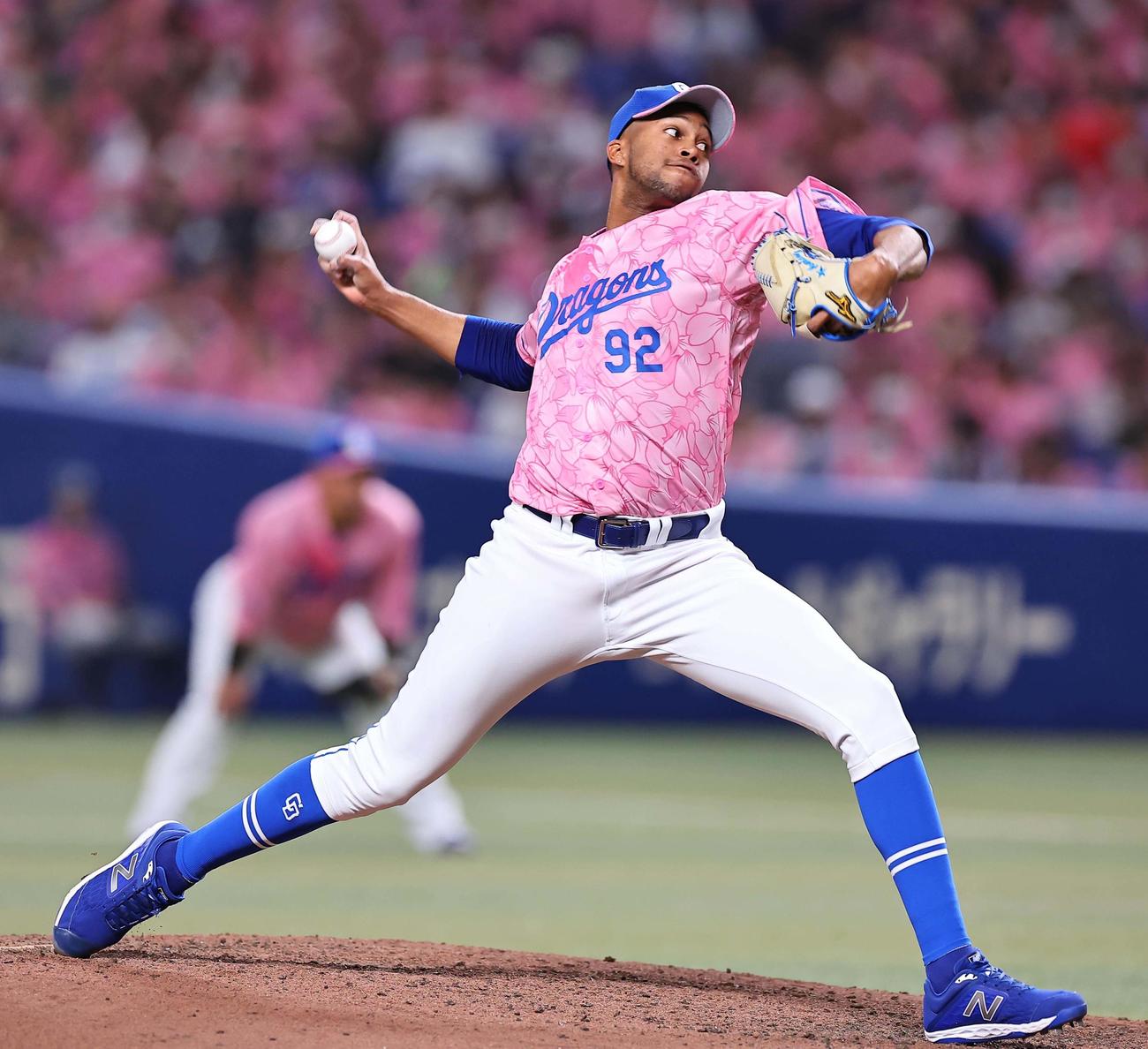 中日対阪神　中日4番手のマルティネス（撮影・上田博志）