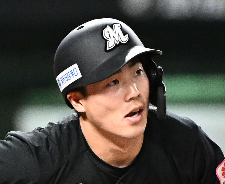 ロッテ友杉篤輝（2024年4月10日撮影）