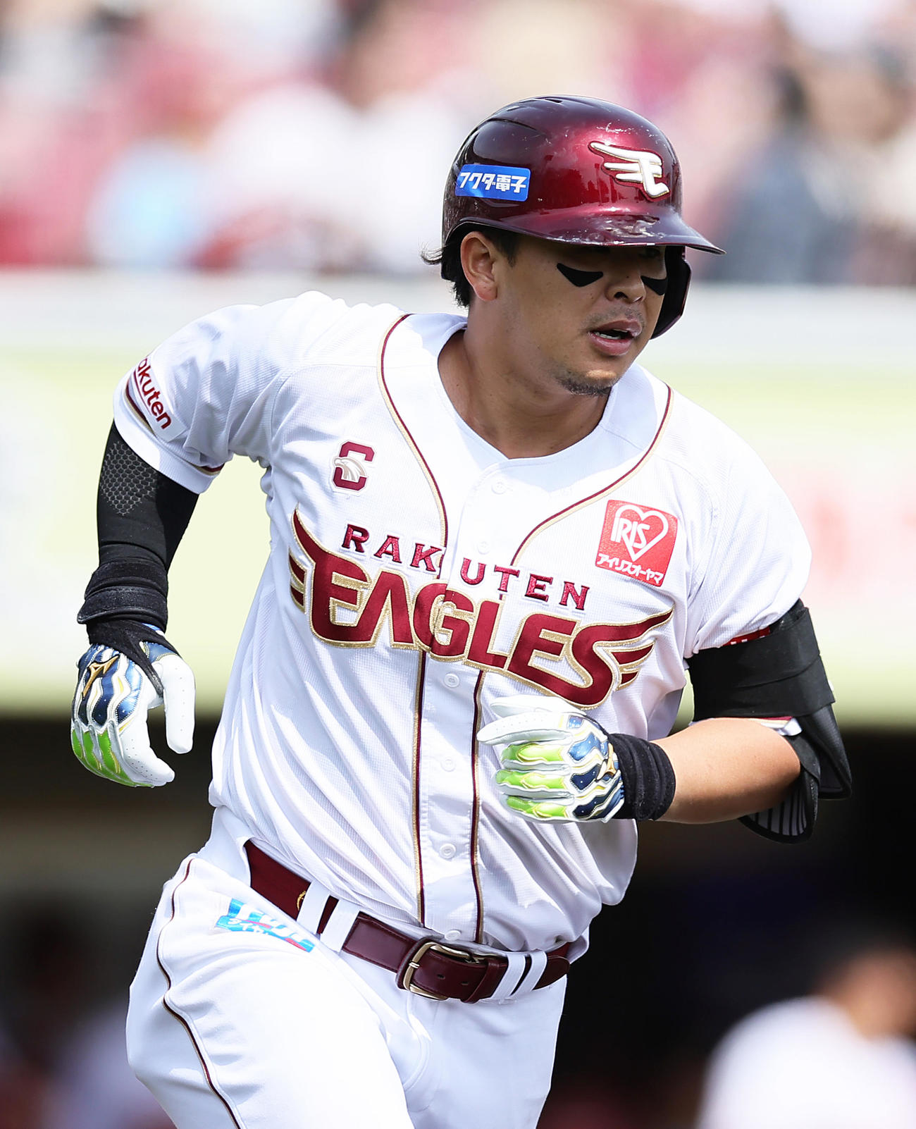 楽天対ロッテ　1回裏楽天浅村は左越え本塁打を放つ（撮影・足立雅史）