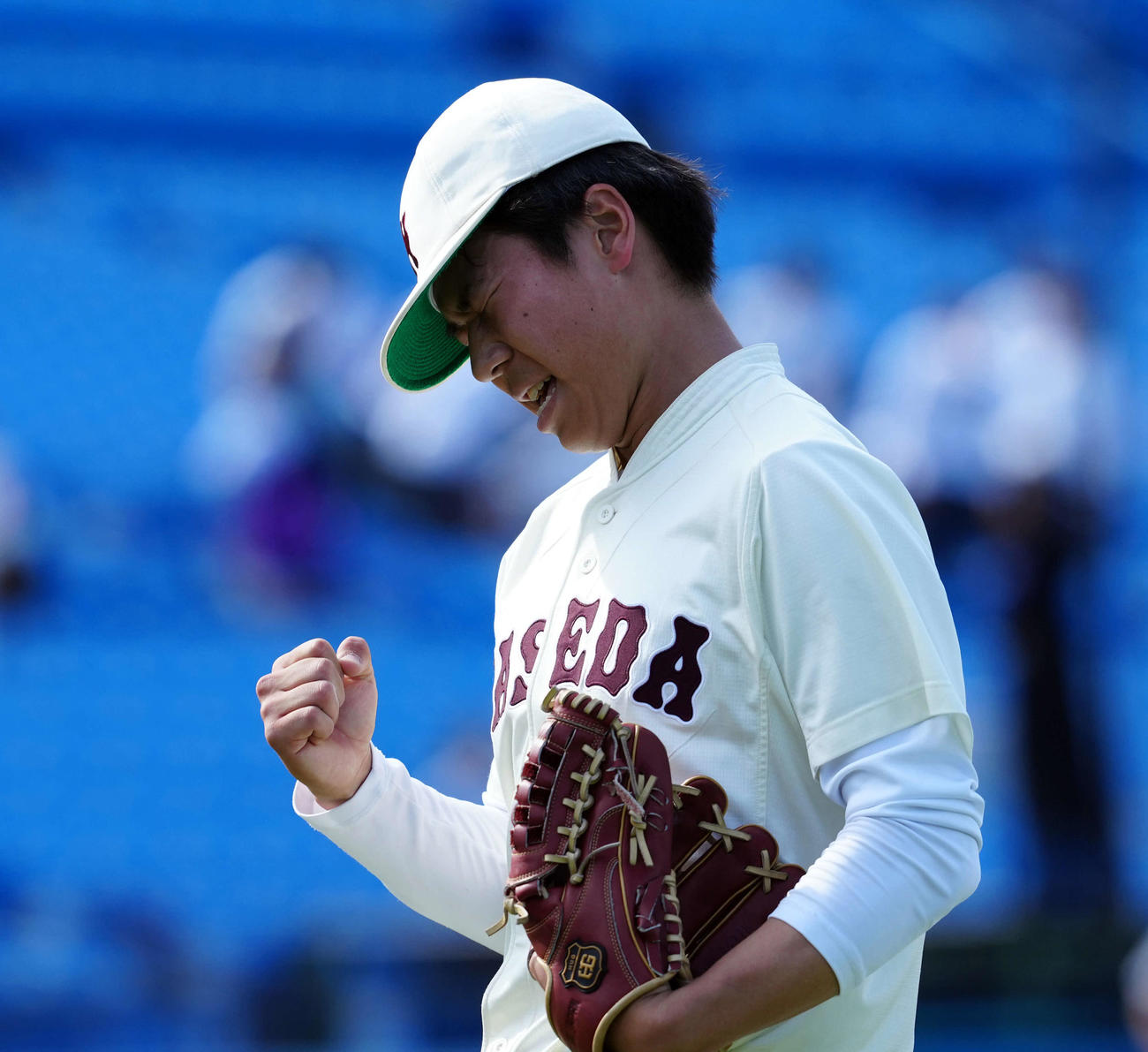 立大対早大　8回からマウンドに上がり無失点に抑えた早大・安田（撮影・たえ見朱実）