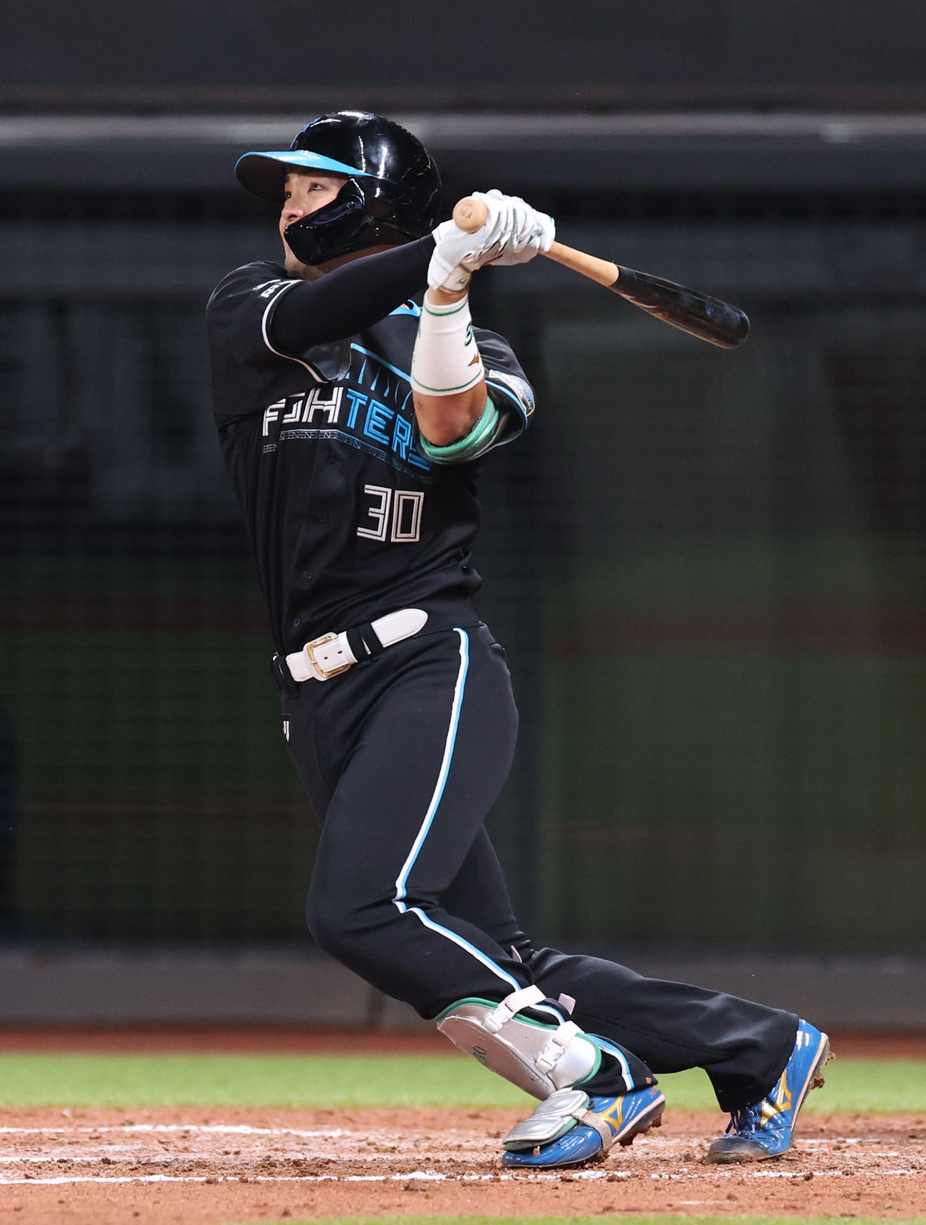 日本ハム対ソフトバンク　3回裏日本ハム1死一、二塁、郡司は中越え3点本塁打を放つ（撮影・佐藤翔太）