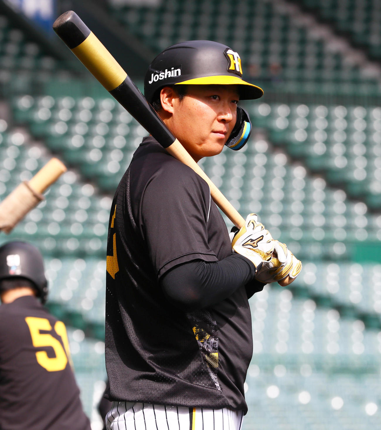 阪神対巨人　試合前の練習に励む阪神大山（撮影・上山淳一）