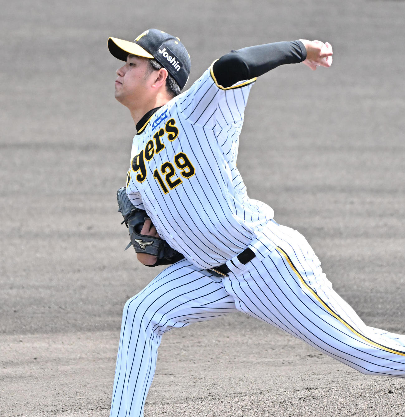 阪神対オリックス　阪神先発の高橋（撮影・石井愛子）