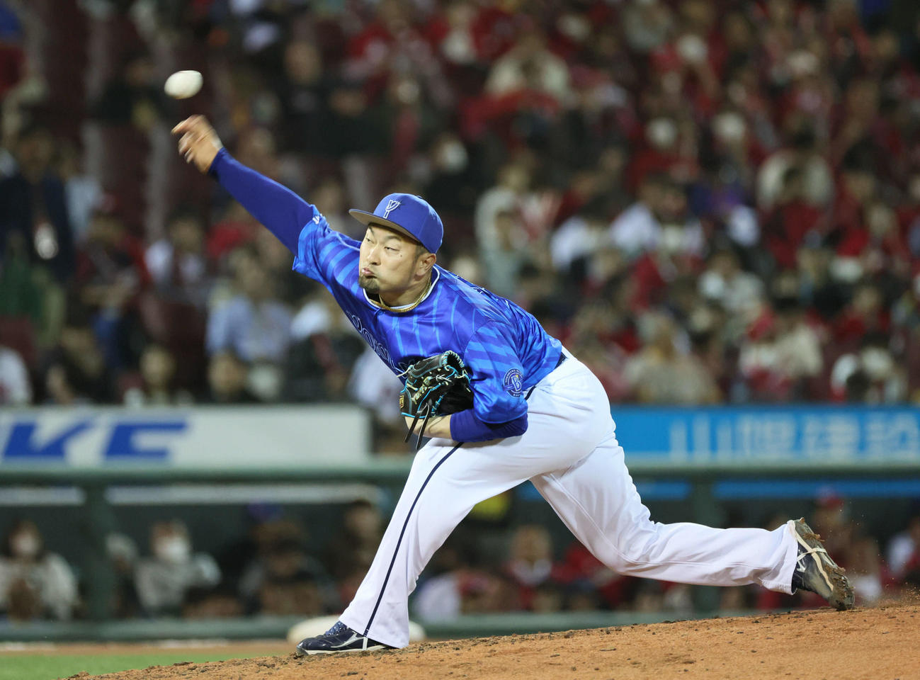 広島対DeNA 7回裏広島、DeNA3番手の森（撮影・加藤孝規）