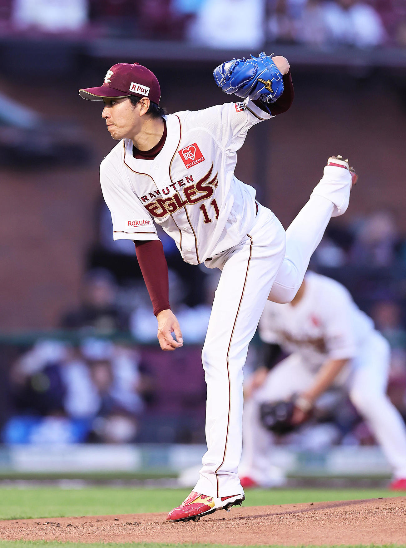 楽天対オリックス　力投する楽天先発の岸（撮影・足立雅史）