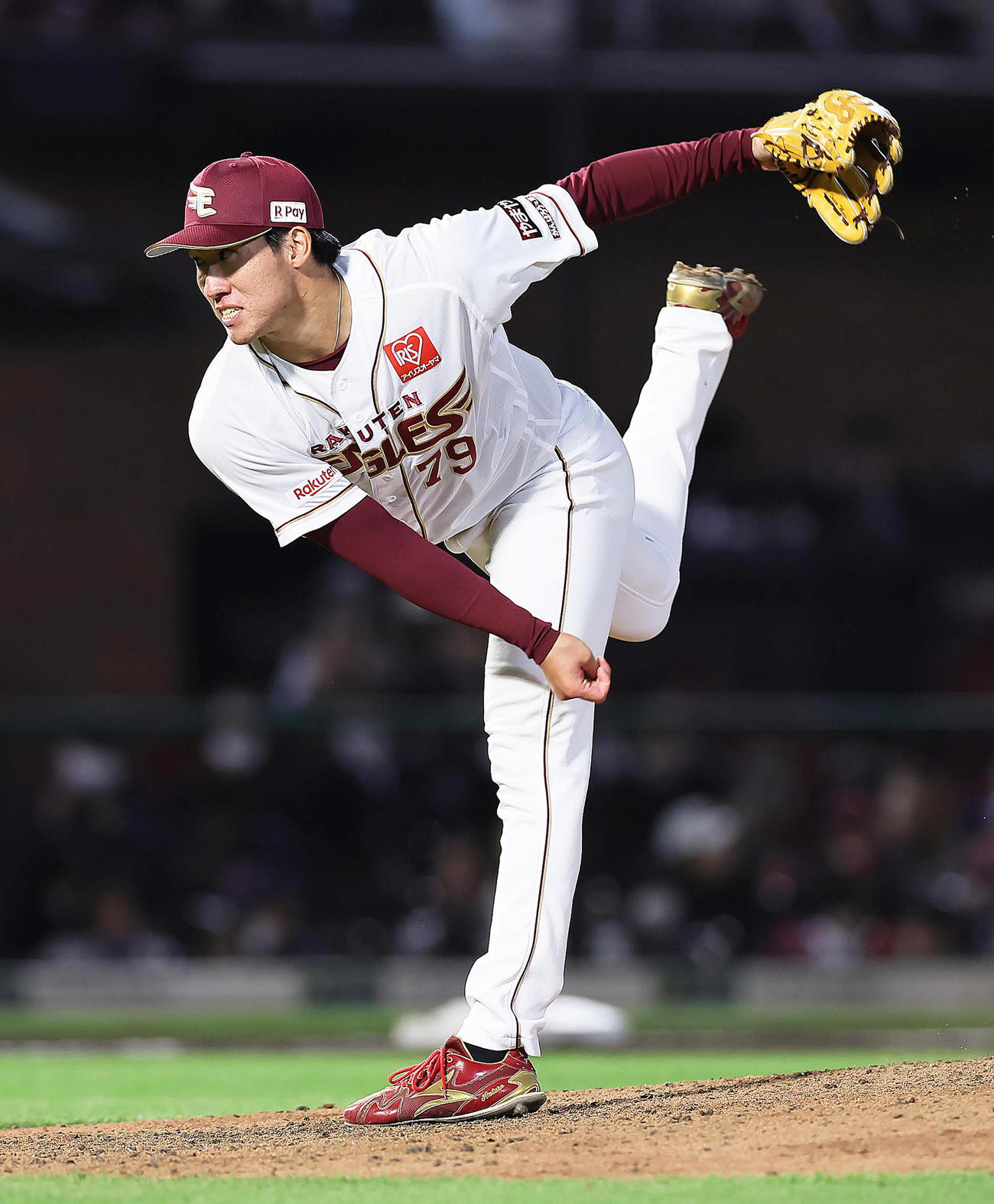 楽天対オリックス　9回から登板した楽天清宮（撮影・足立雅史）