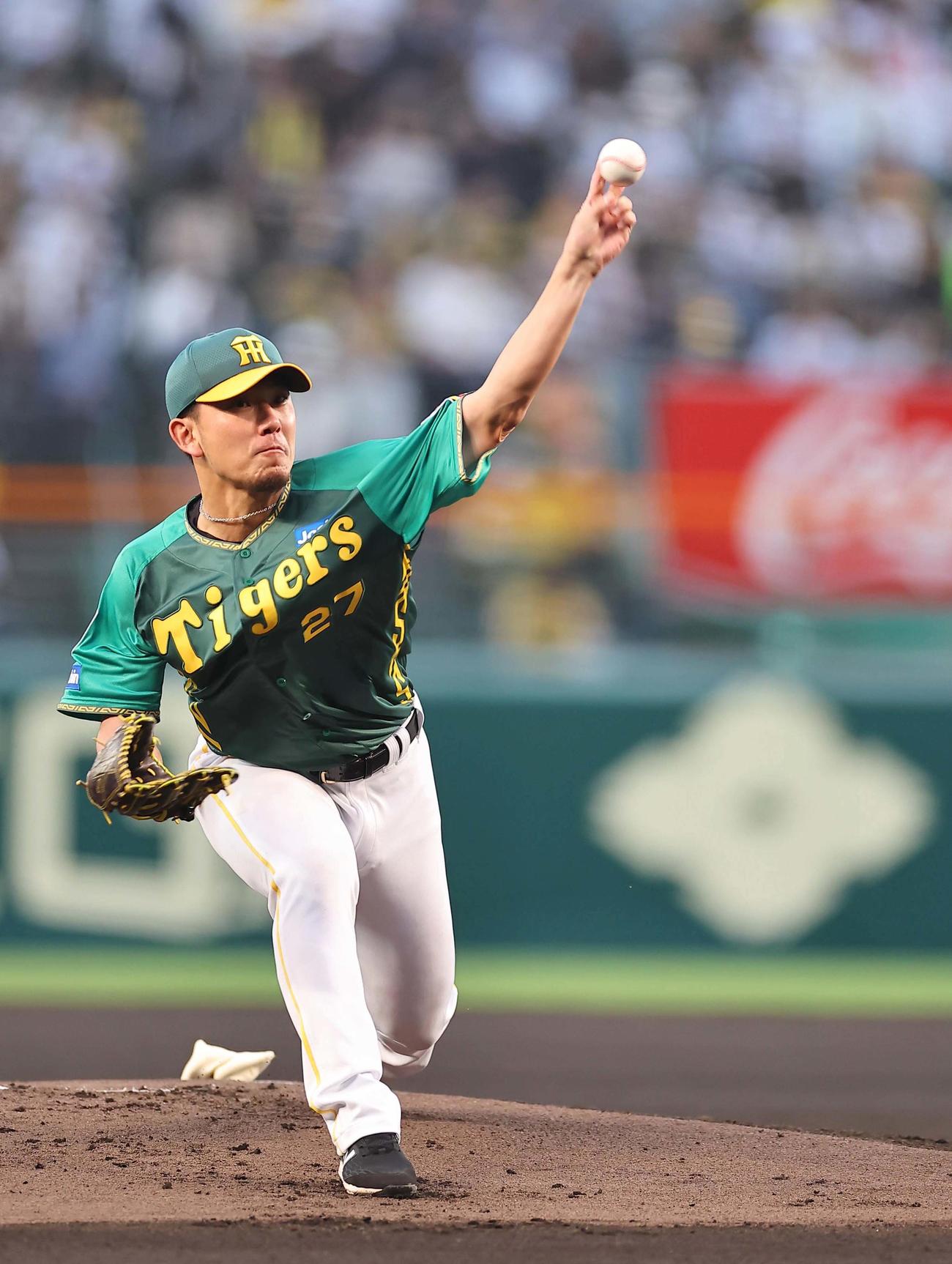 阪神対巨人　力投する阪神先発の伊藤将（撮影・上田博志）