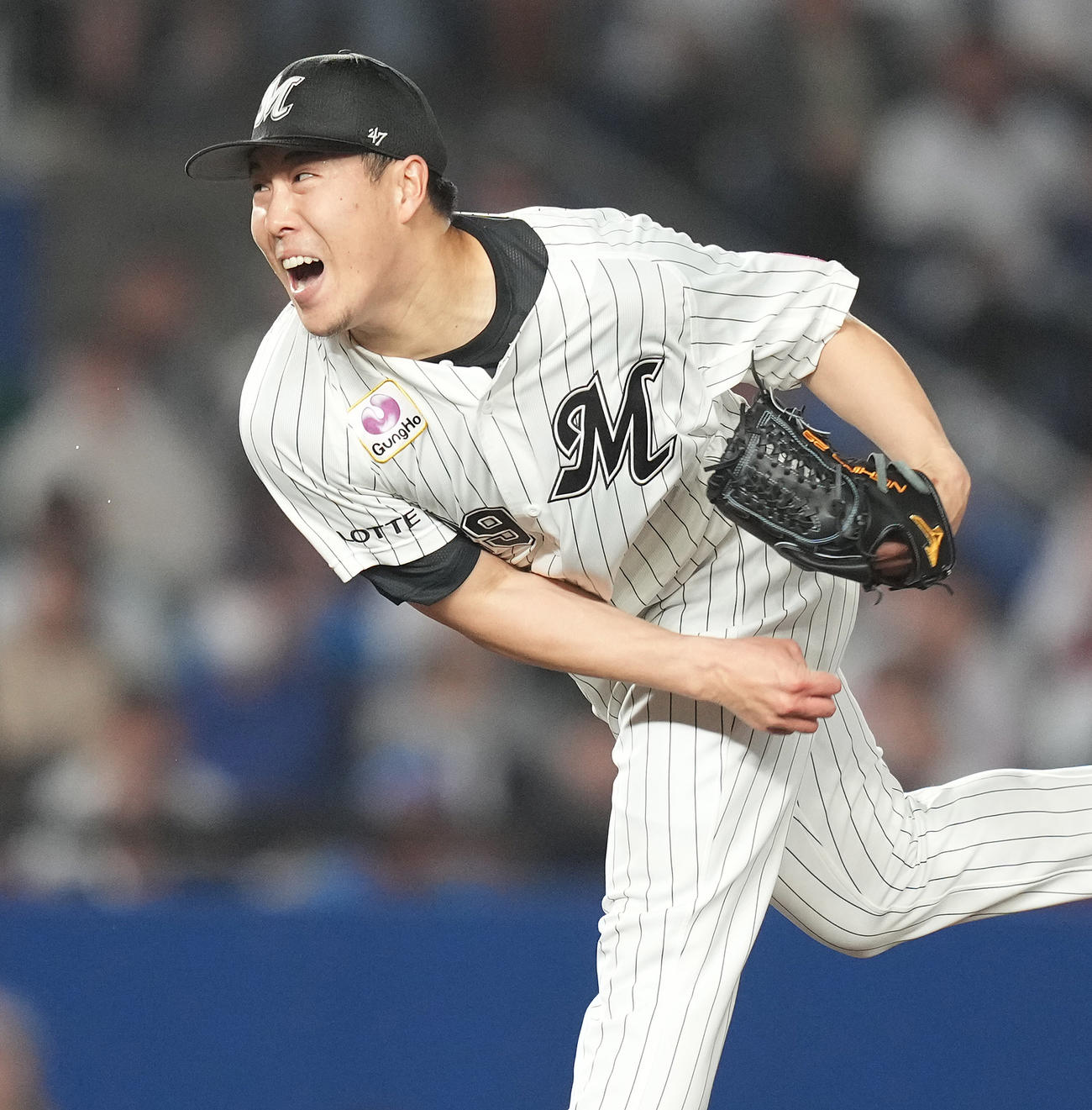 ロッテ対西武　力投するロッテ先発の西野（撮影・鈴木みどり）