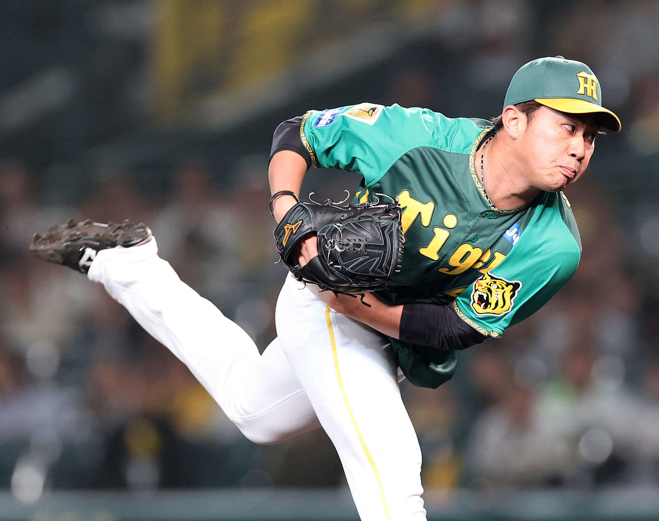 9回表に阪神2番手で登板した桐敷（撮影・河野匠）