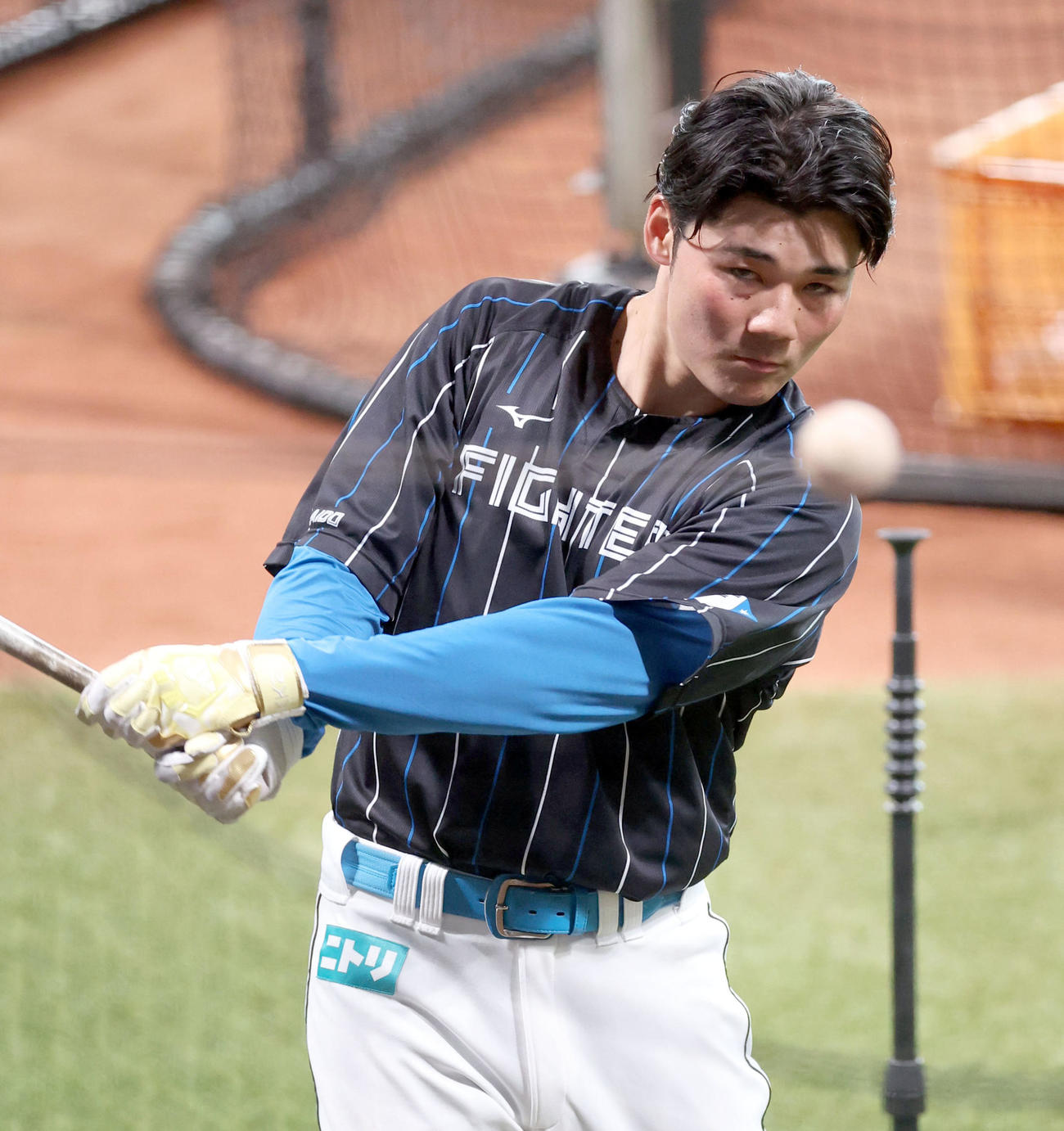 日本ハム対ロッテ　試合前、打撃練習をする日本ハム清宮（撮影・佐藤翔太）