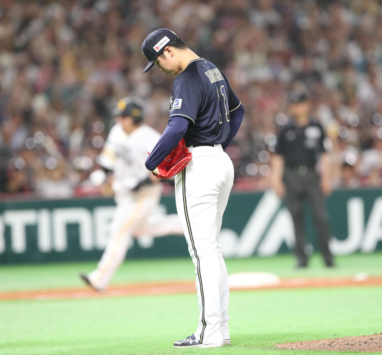ソフトバンク対オリックス　4回裏ソフトバンク2死一、三塁、山川穂高に3点本塁打を浴びた山下（撮影・梅根麻紀）