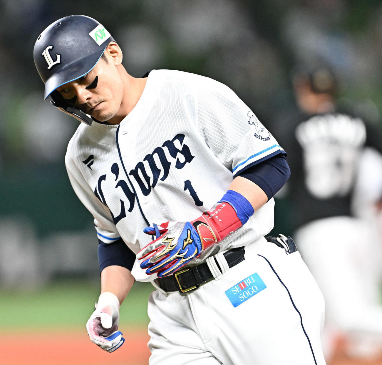 10日、ロッテ戦で一ゴロに倒れる西武栗山