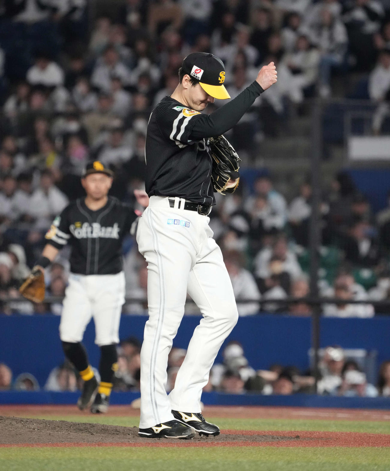 ロッテ対ソフトバンク　完投で今季2勝目を飾ったソフトバンク先発の有原（撮影・小沢裕）