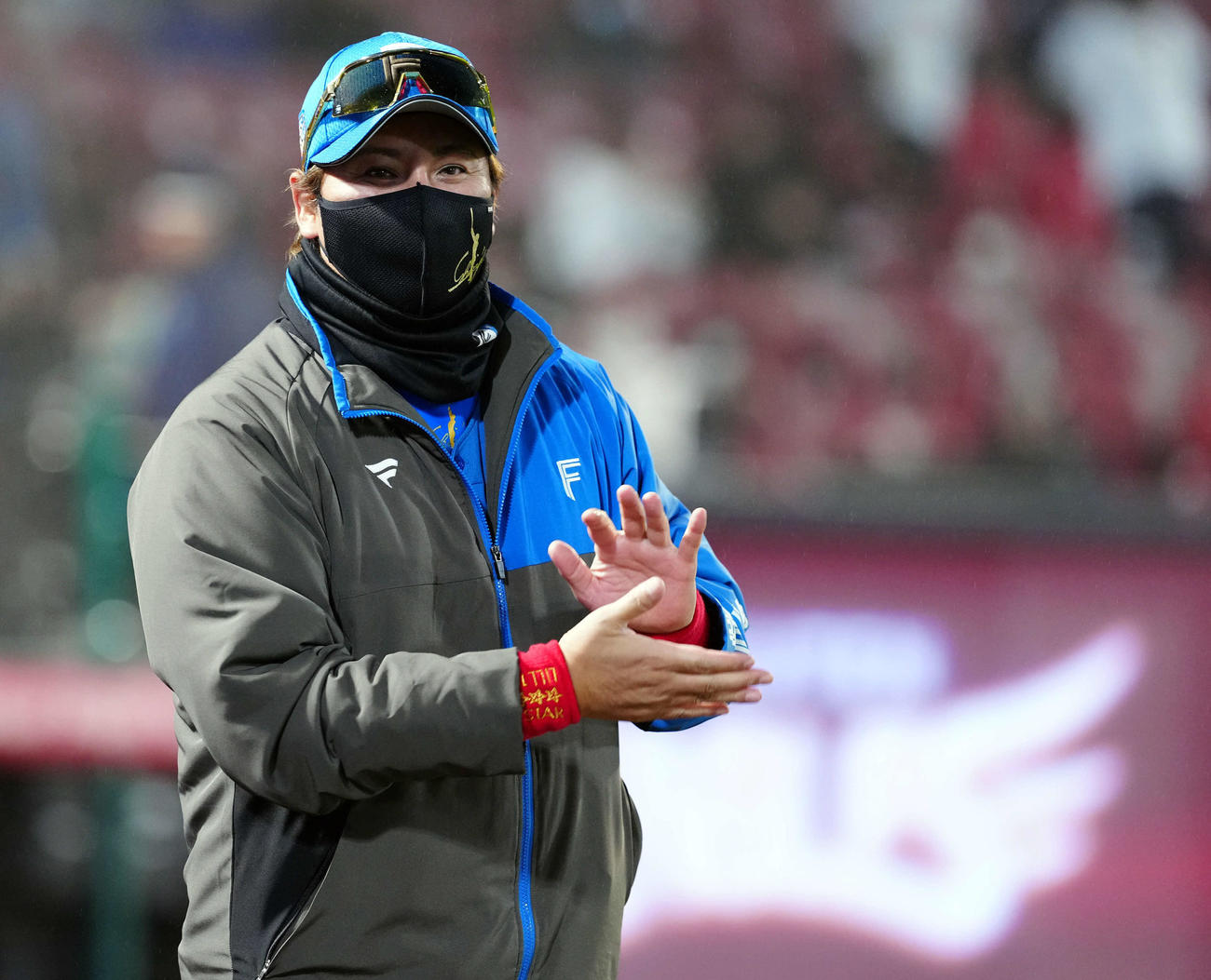 楽天対日本ハム　チーム5連勝にホッとした表情の日本ハム新庄監督（撮影・たえ見朱実）