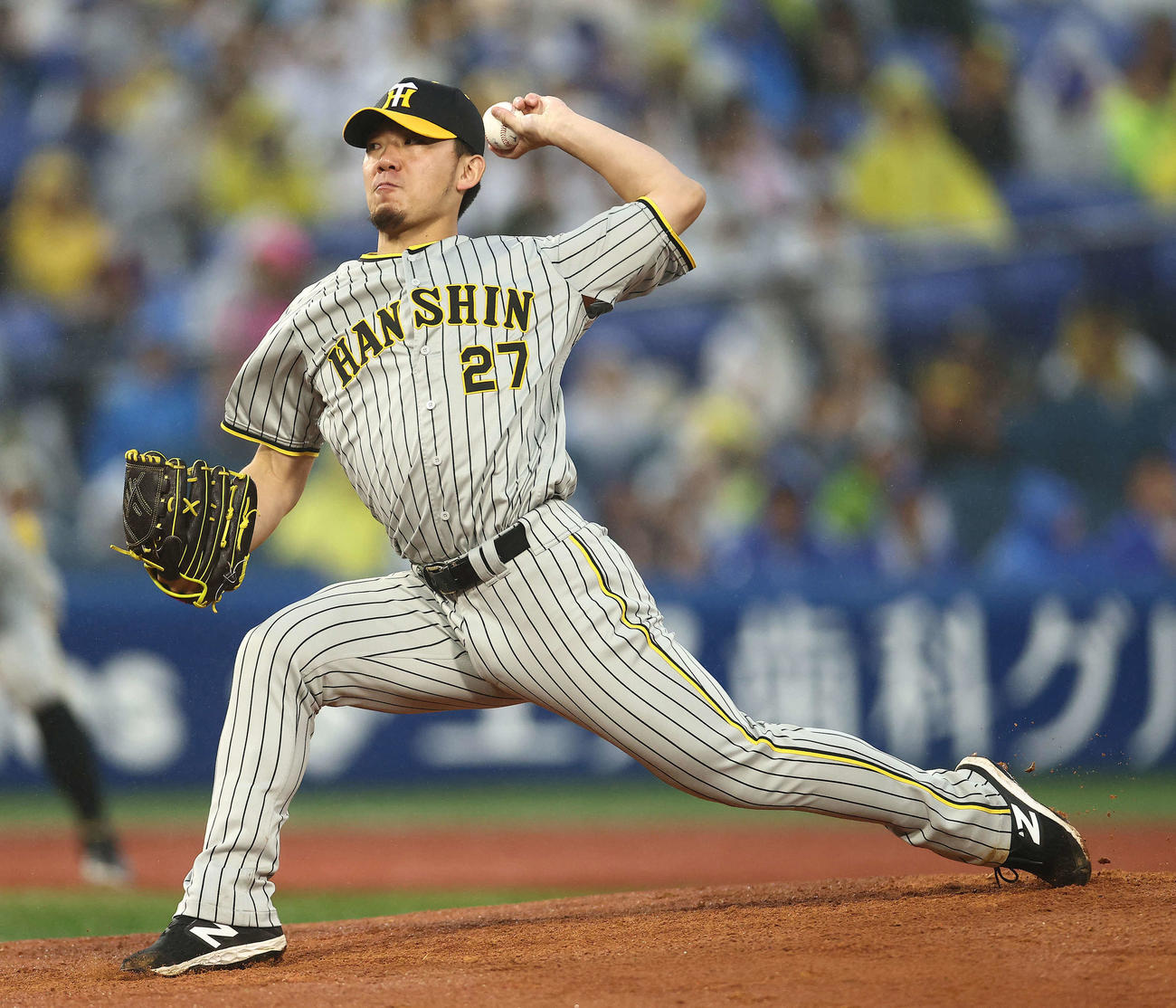DeNA対阪神　先発登板する阪神伊藤将（撮影・河田真司）