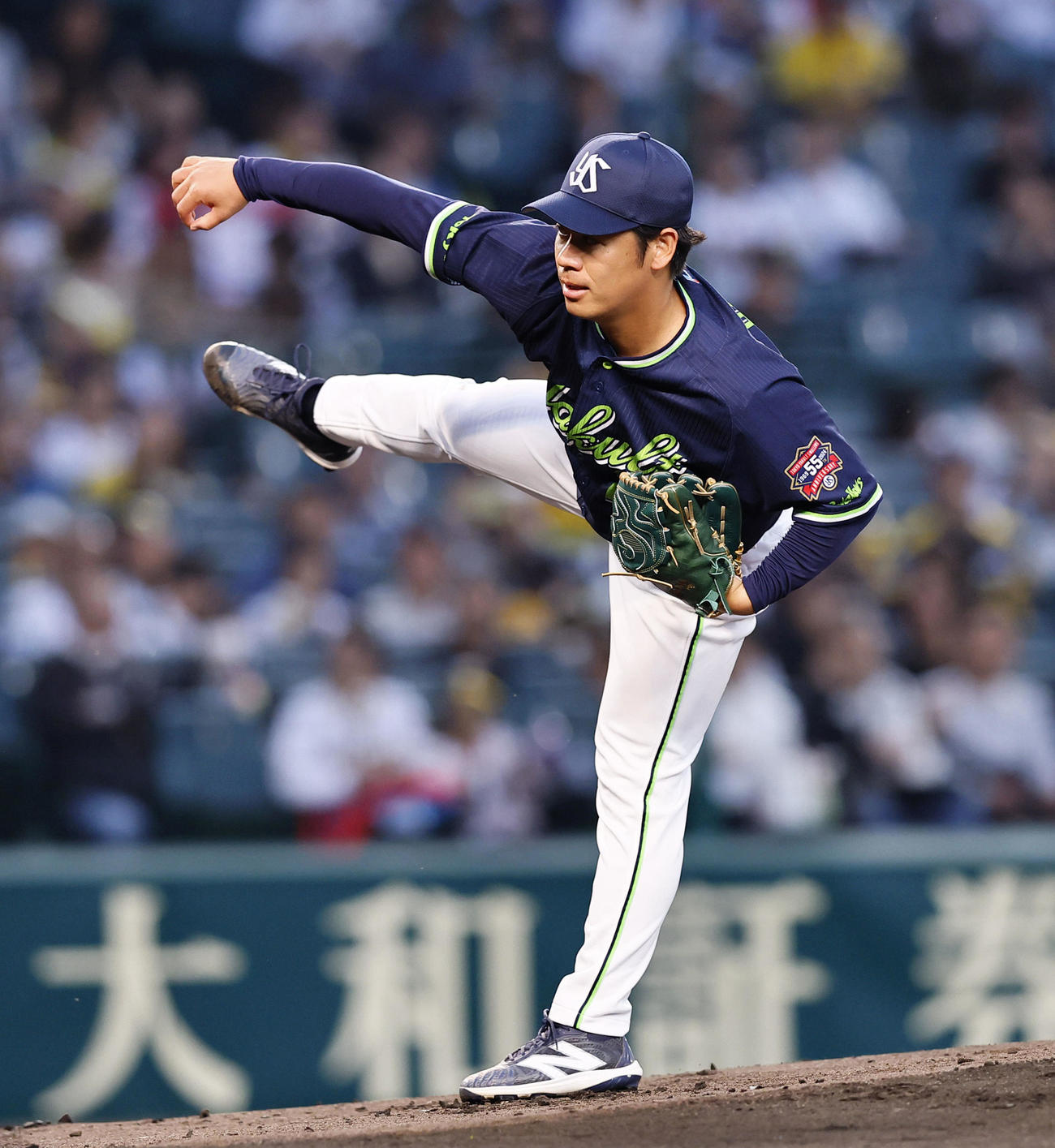 阪神対ヤクルト　阪神戦に先発したヤクルト小川（撮影・藤尾明華）