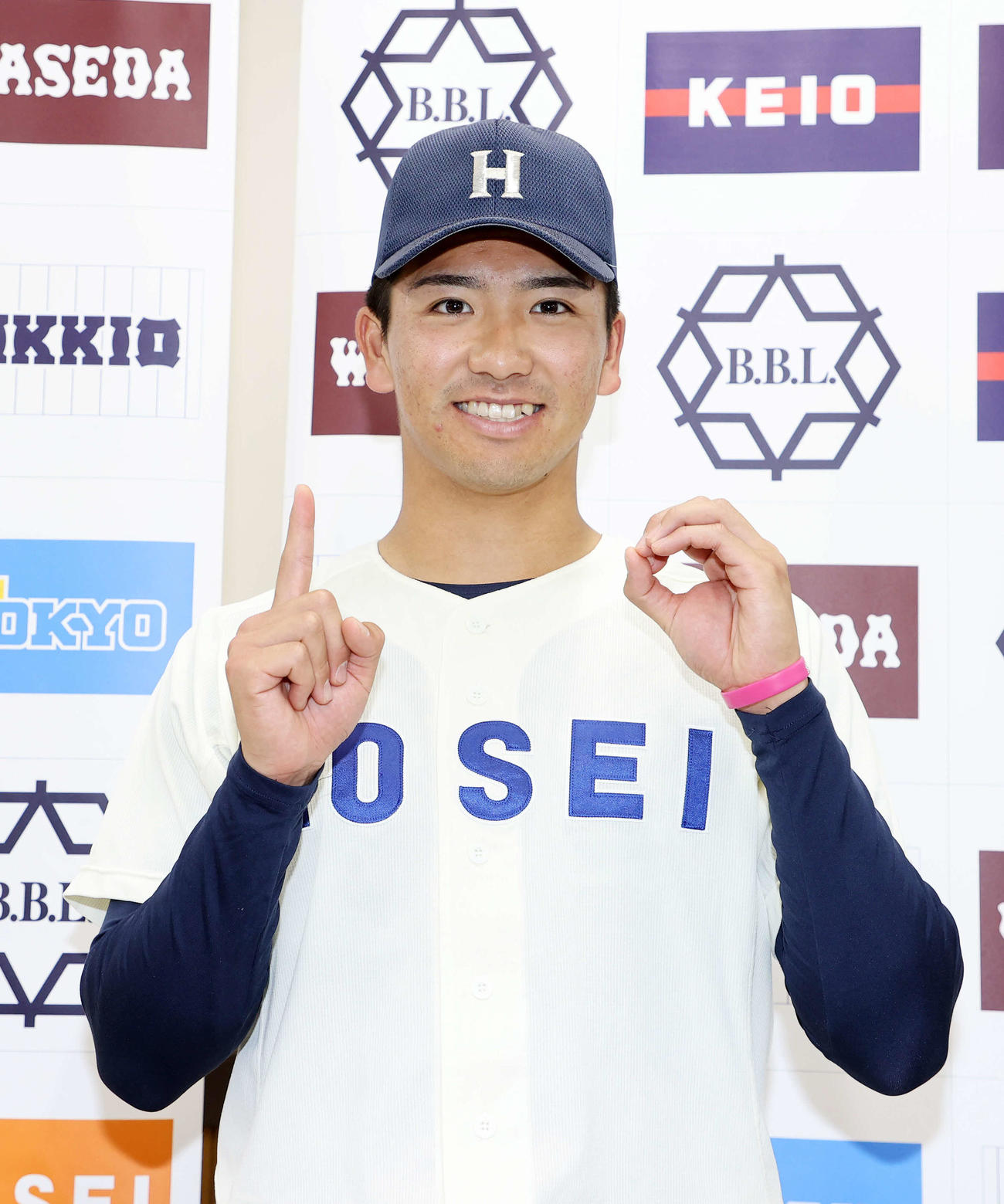法大対慶大　リーグ戦通算10勝目を上げた法大・篠木（撮影・鈴木正人）