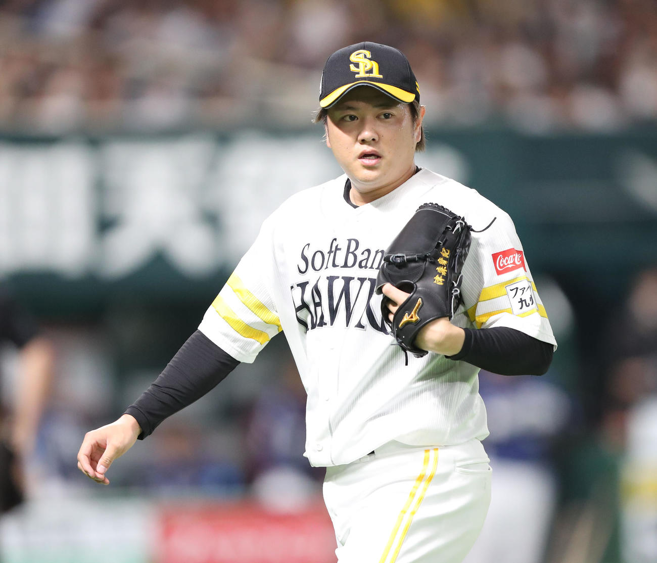 ソフトバンク対西武　延長10回に登板した津森はしっかり抑えベンチに引きあげる（撮影・梅根麻紀）