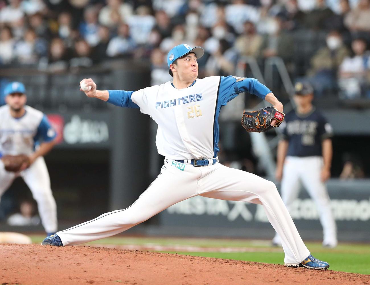 日本ハム対オリックス　9回に登板の田中正（撮影・黒川智章）