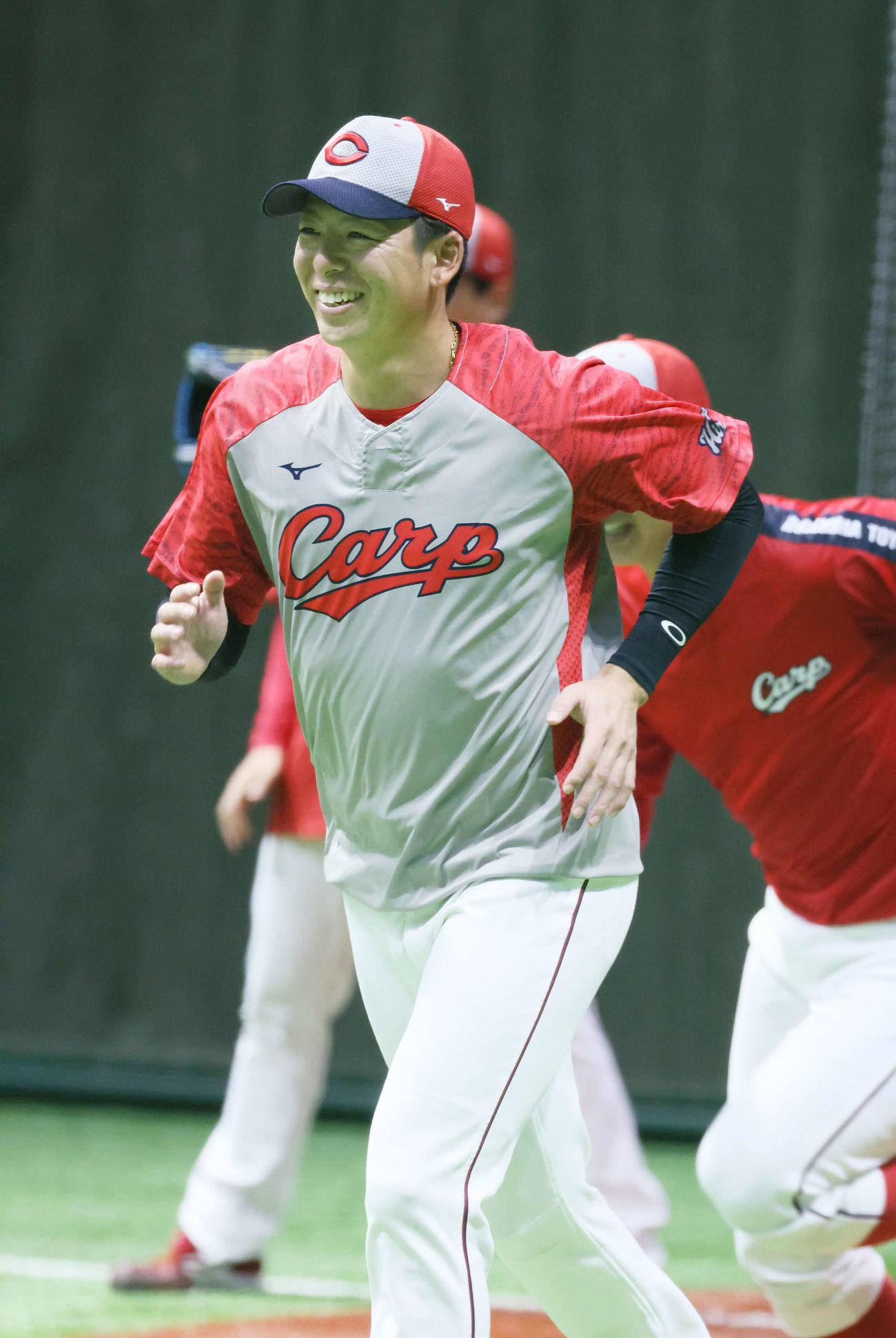 広島対阪神　練習中、笑顔をみせる野間（撮影・加藤孝規）