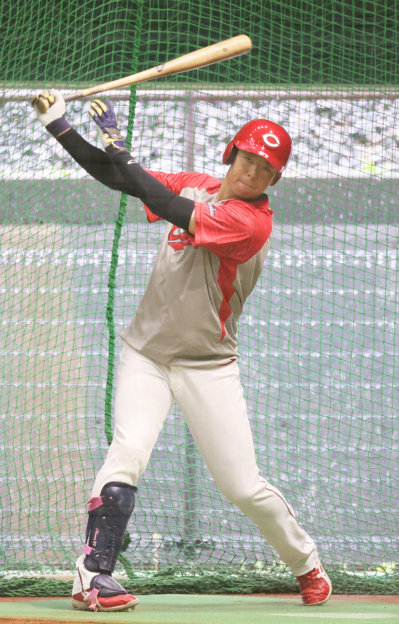 広島対阪神　打撃練習をする広島野間（撮影・加藤孝規）