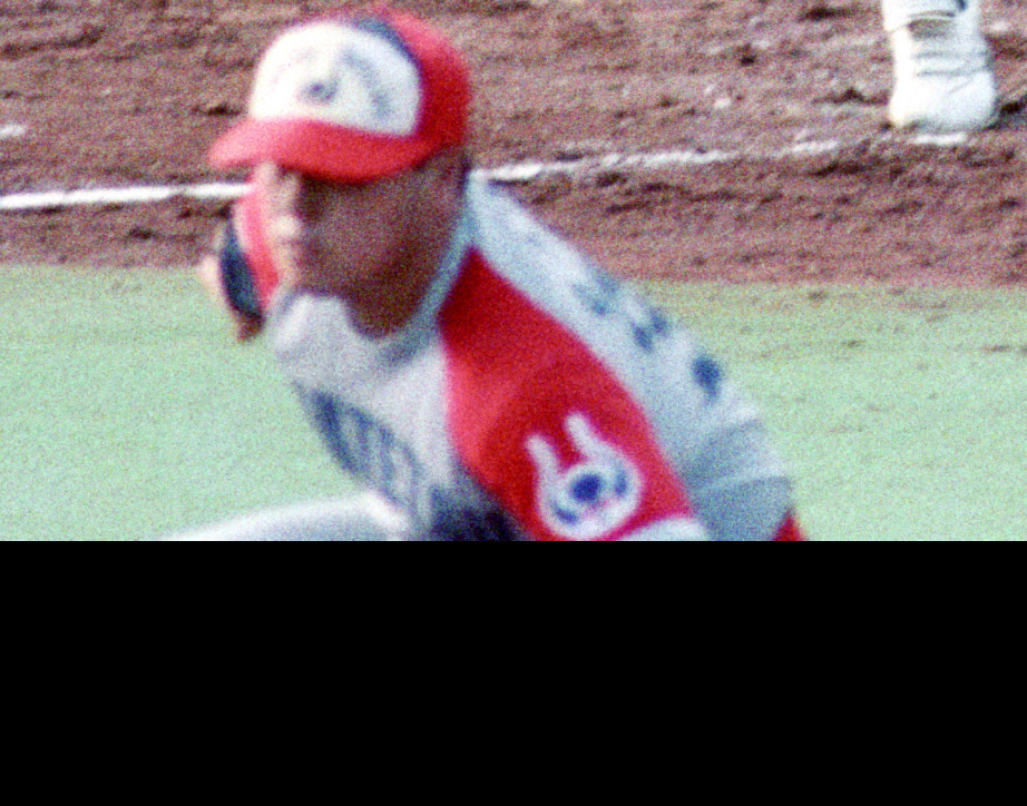 1991年9月、マウンド上での近鉄・佐野重樹（2000年から佐野慈紀に改名）