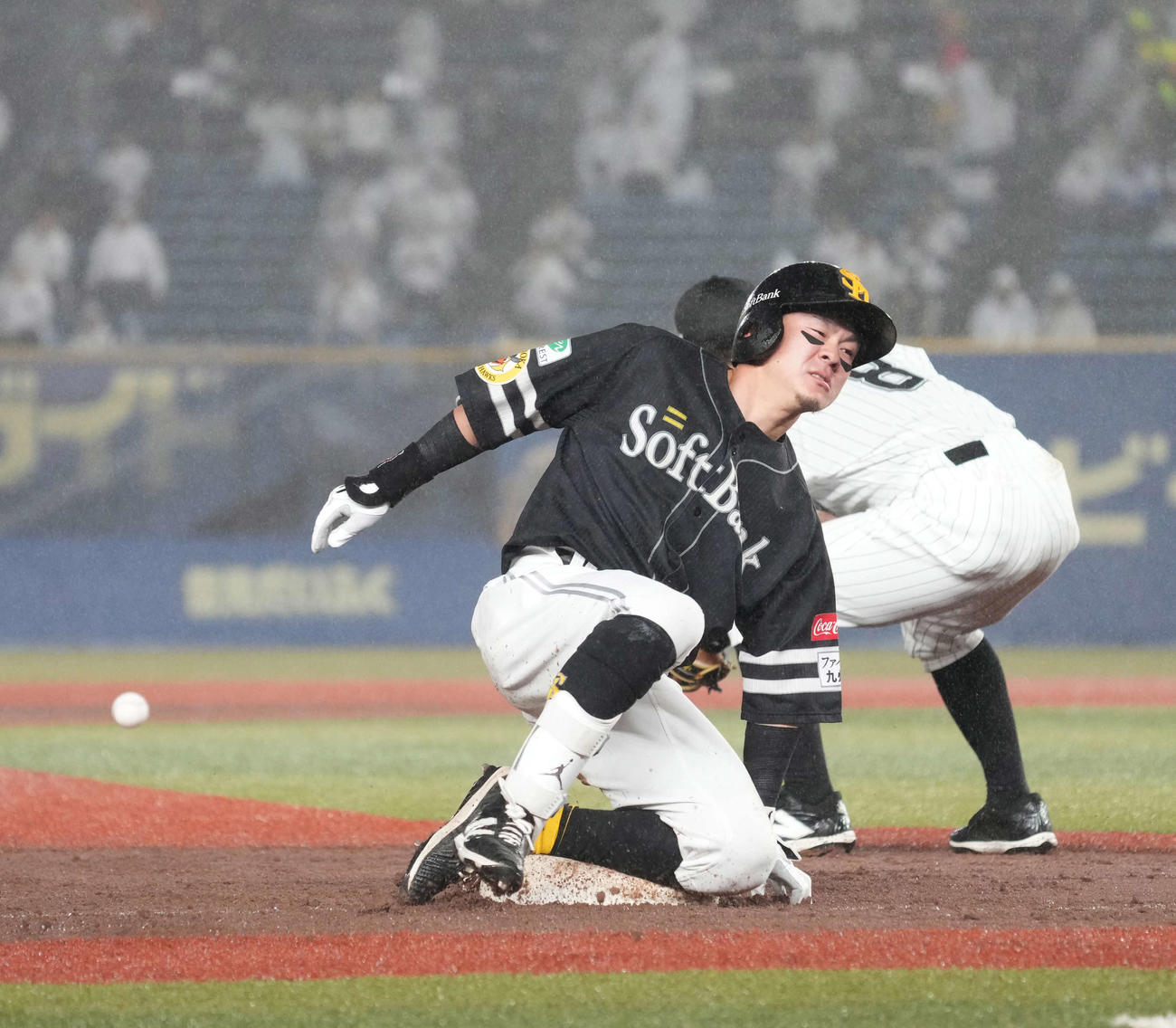 ソフトバンク牧原大成（2024年4月24日撮影）