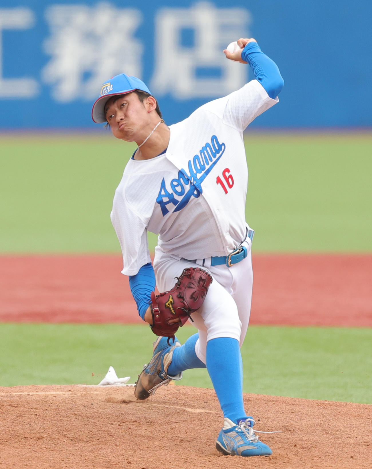 青学大対駒大　青学大先発の渡辺（撮影・野上伸悟）