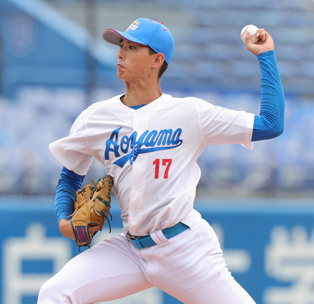 青学大対駒大　力投する青学大のヴァデルナ（撮影・野上伸悟）