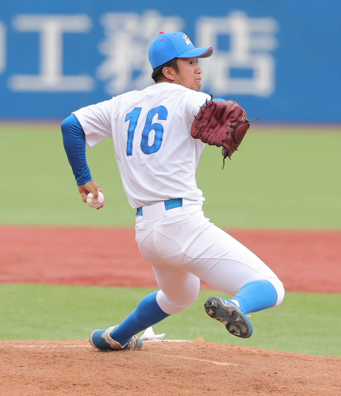 青学大対駒大　青学大先発の渡辺（撮影・野上伸悟）