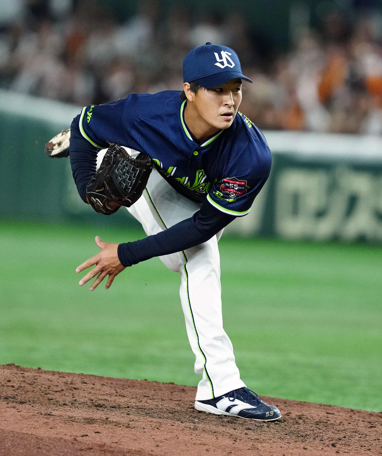 巨人対ヤクルト　6回からマウンドに上がったヤクルト長谷川（撮影・たえ見朱実）