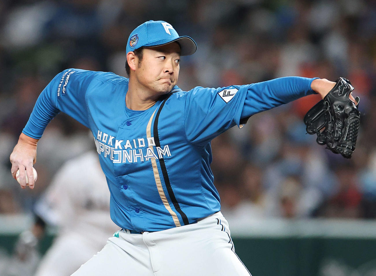 西武対日本ハム　日本ハム3番手で登板する斎藤友（撮影・河田真司）