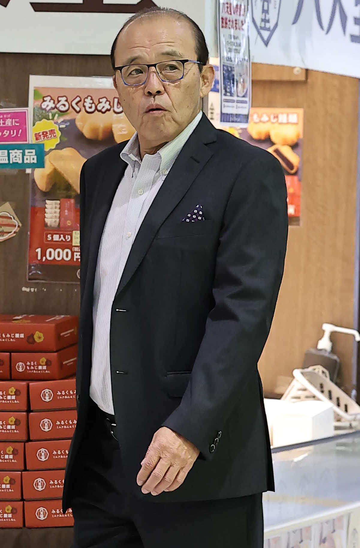 広島から移動する阪神岡田監督（撮影・上田博志）