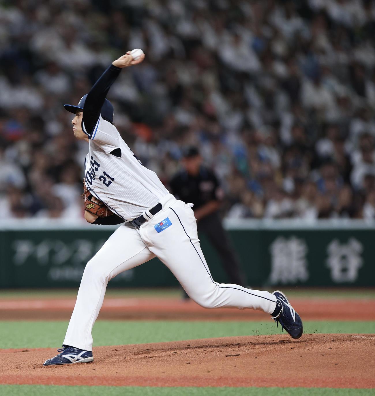 西武対ソフトバンク　先発登板する西武武内（撮影・河田真司）