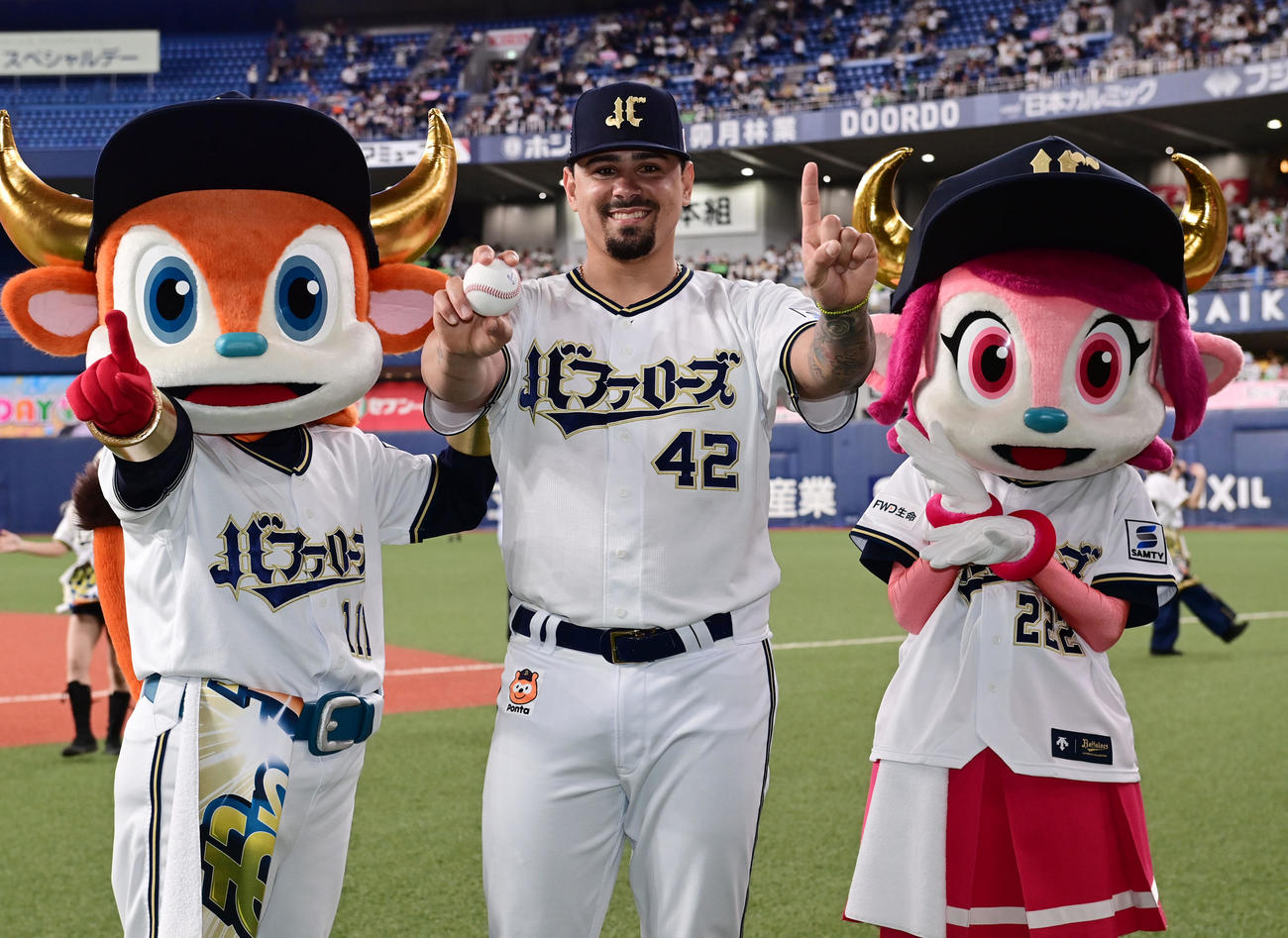 初セーブを挙げたオリックスのマチャド（撮影・和賀正仁）